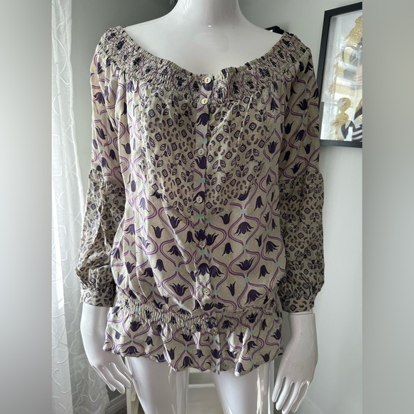 Guess by Marciano Lavender and Cream Blouse - Picture 1 of 5